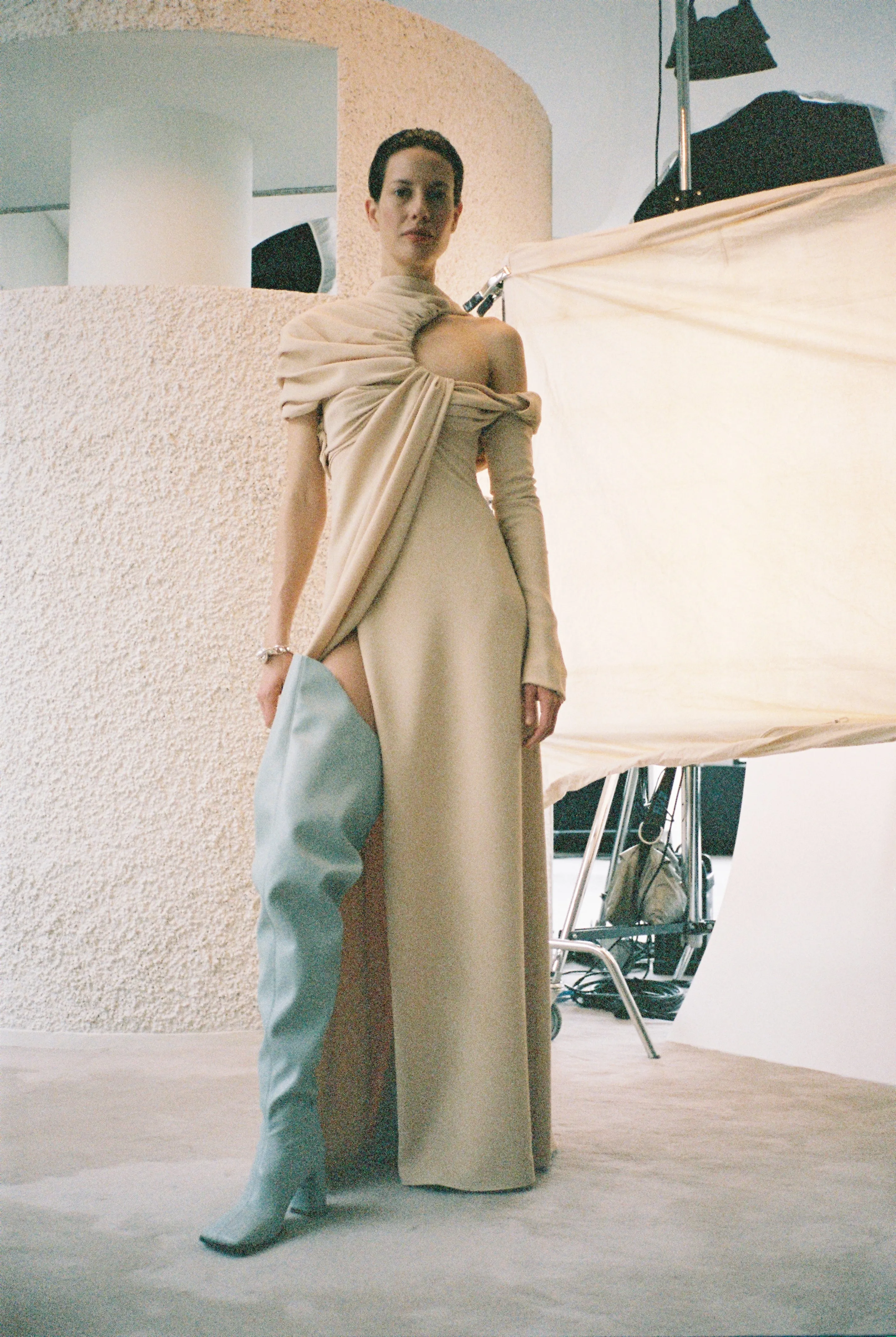 1981 DRAPED GOWN