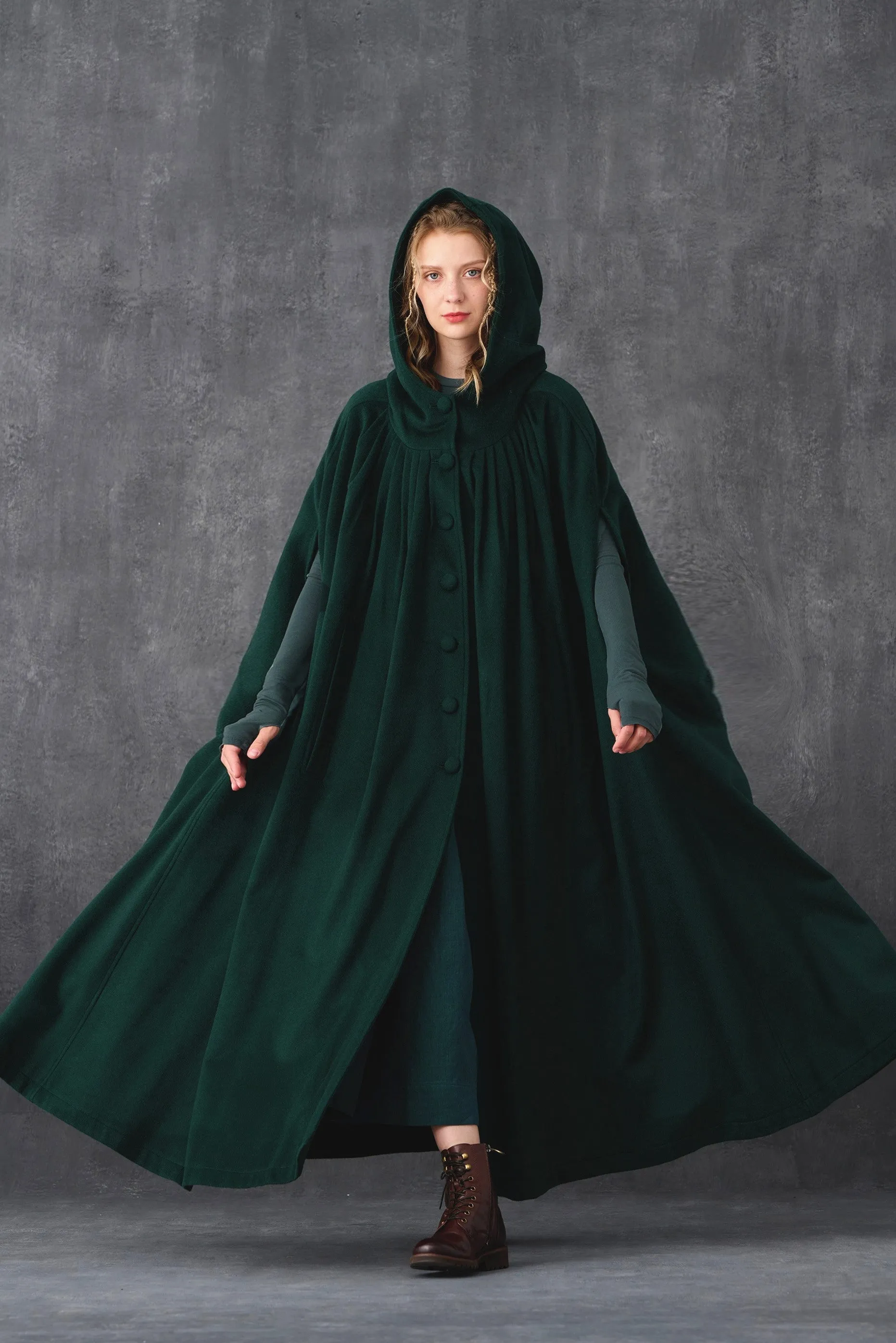 ARIEL 14 | HOODED WOOL CLOAK COAT