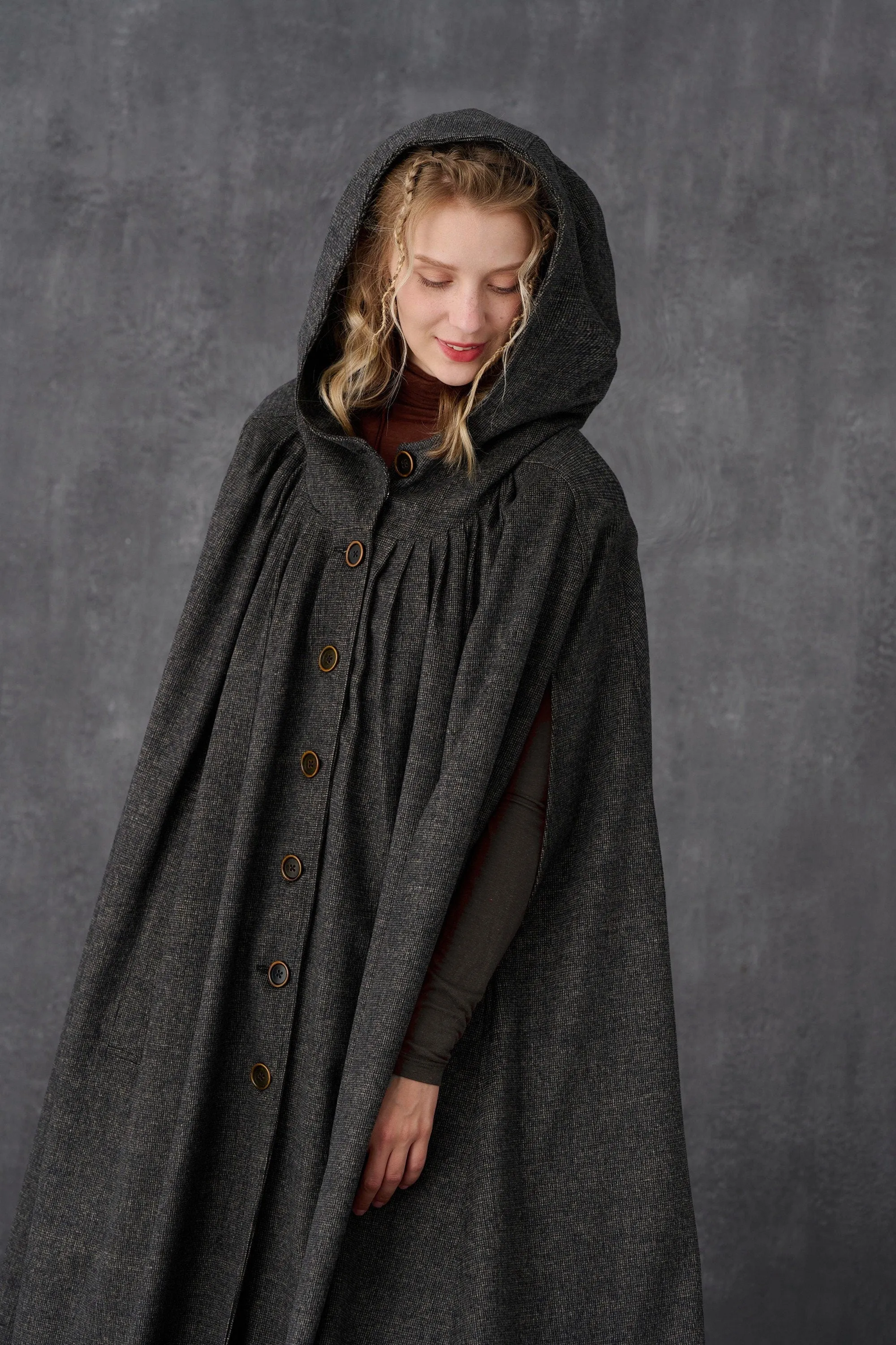 ARIEL 14 | HOODED WOOL CLOAK COAT