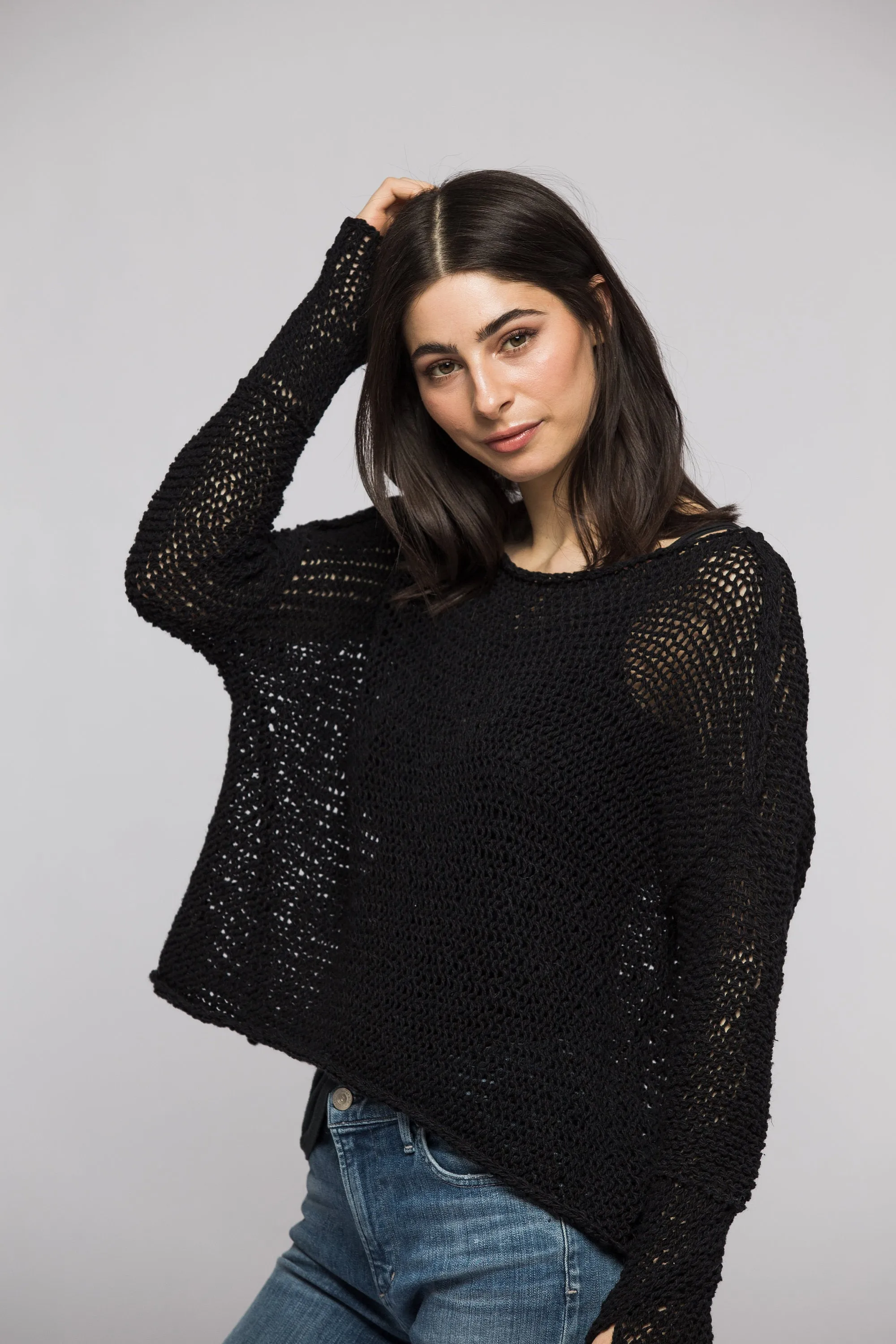 Black Loose knit casual pullover.