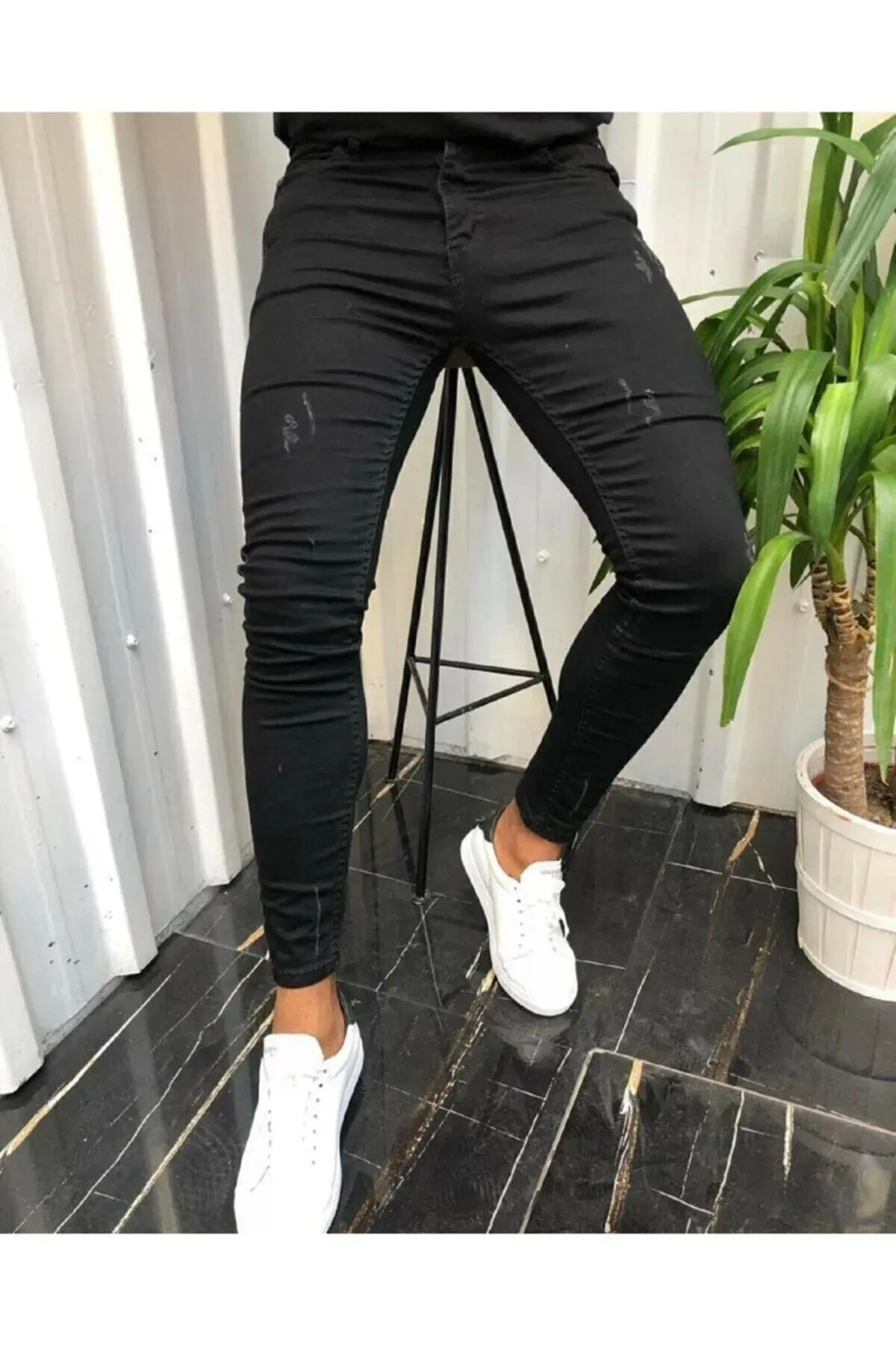 Black Scratched Skinny Jeans 999