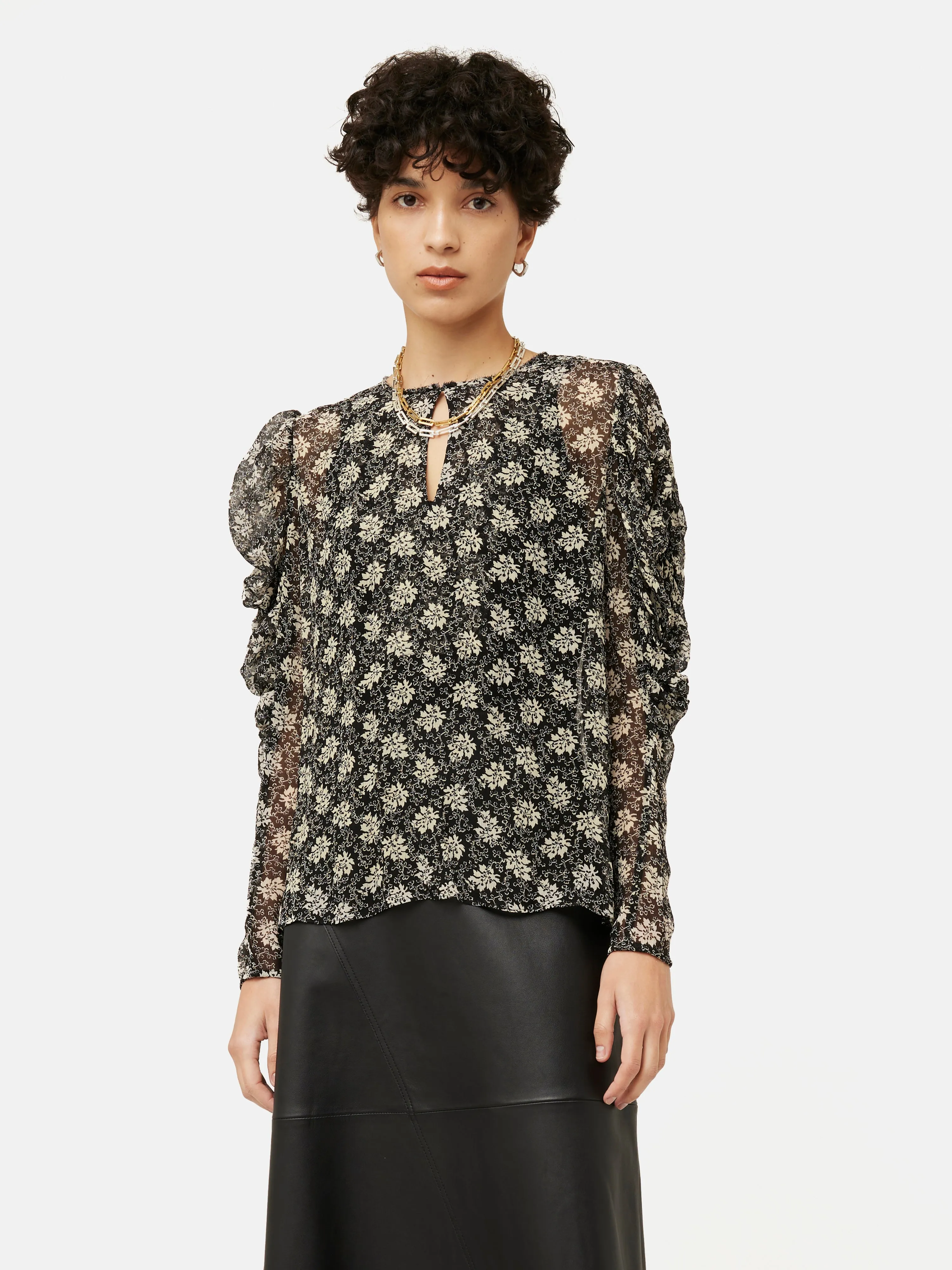 Block Leaf Crinkle Top | Black