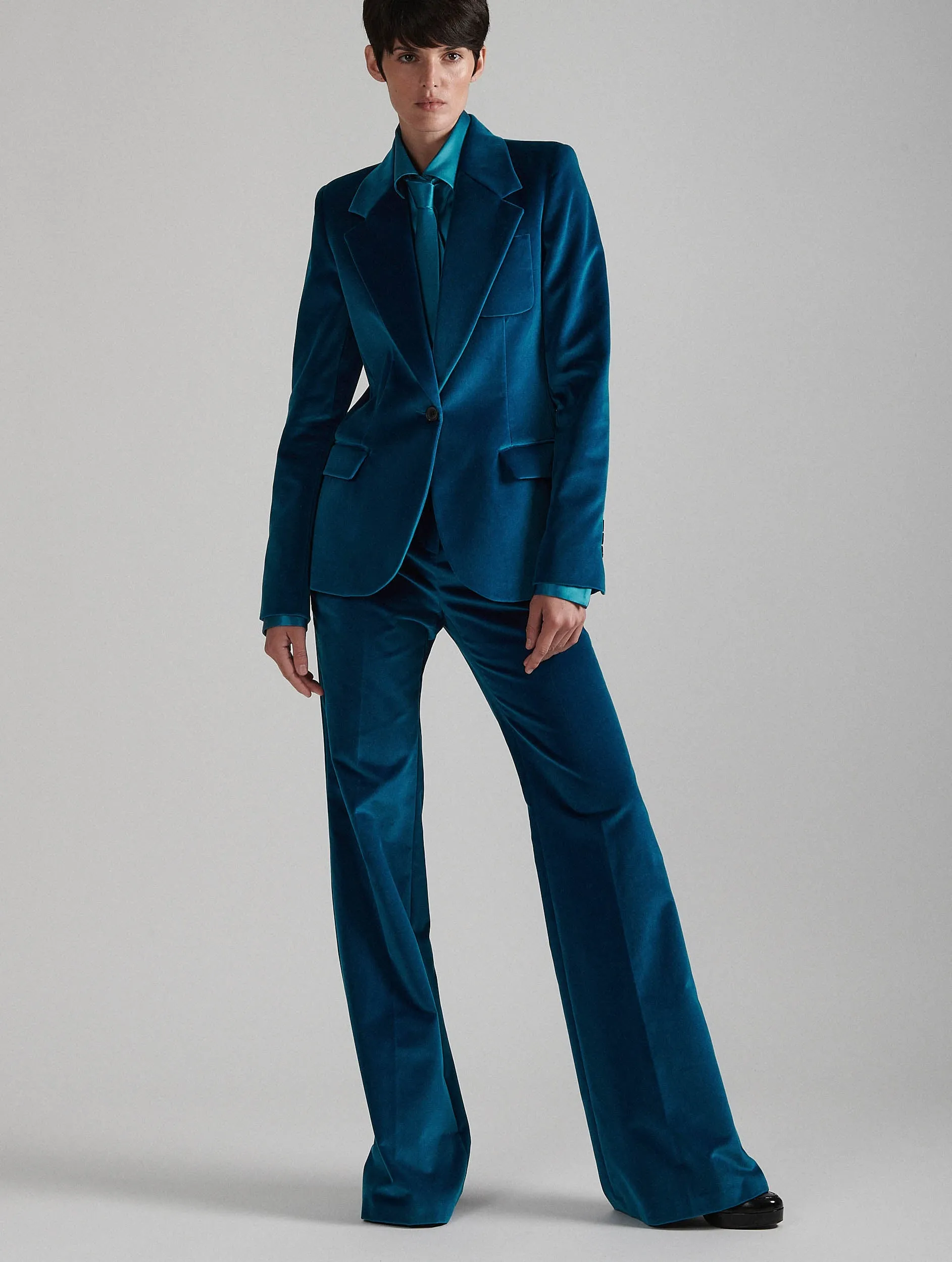 Bootleg suit trousers in blue velvet