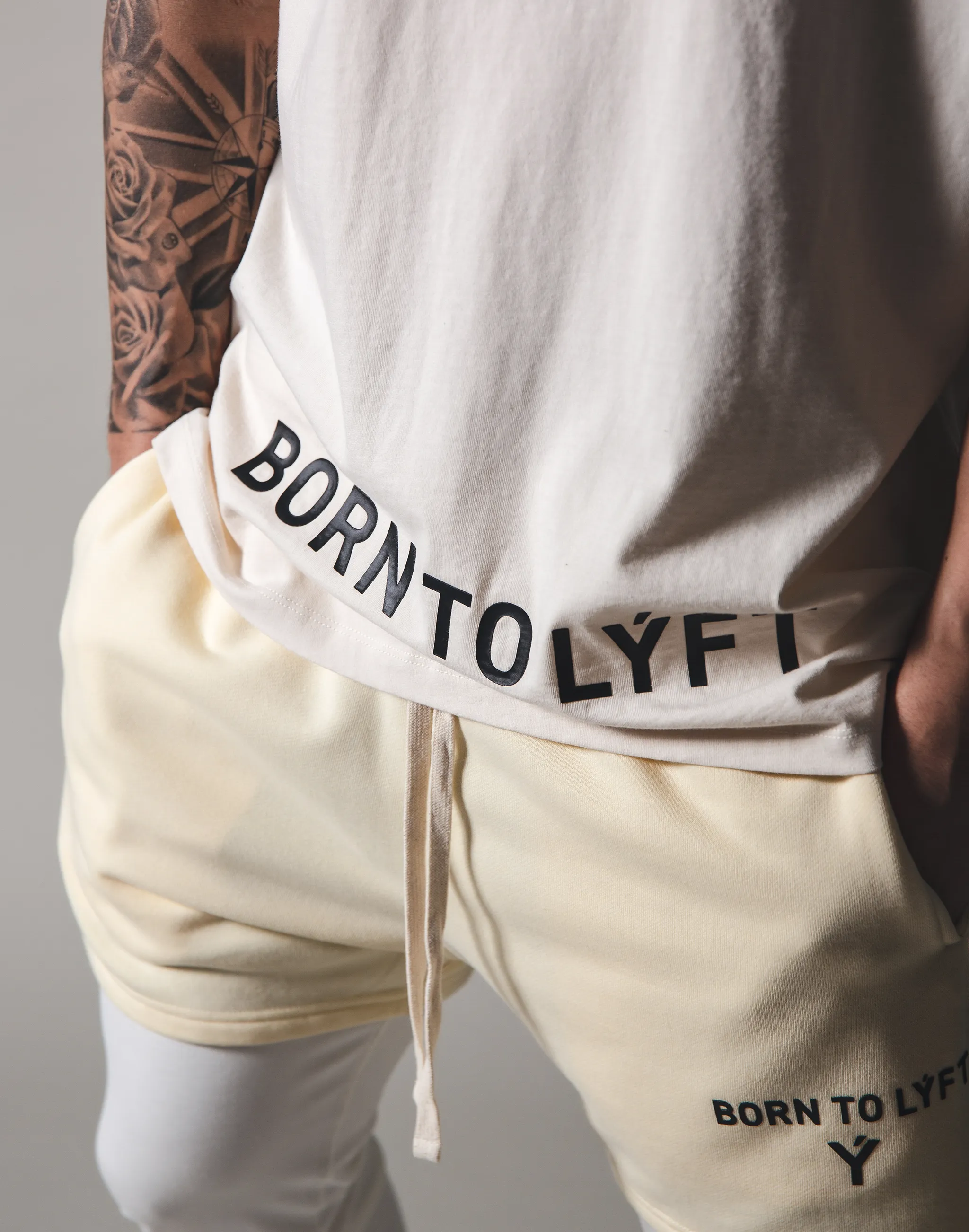 BORN TO LÝFT Big T-Shirt - Off White