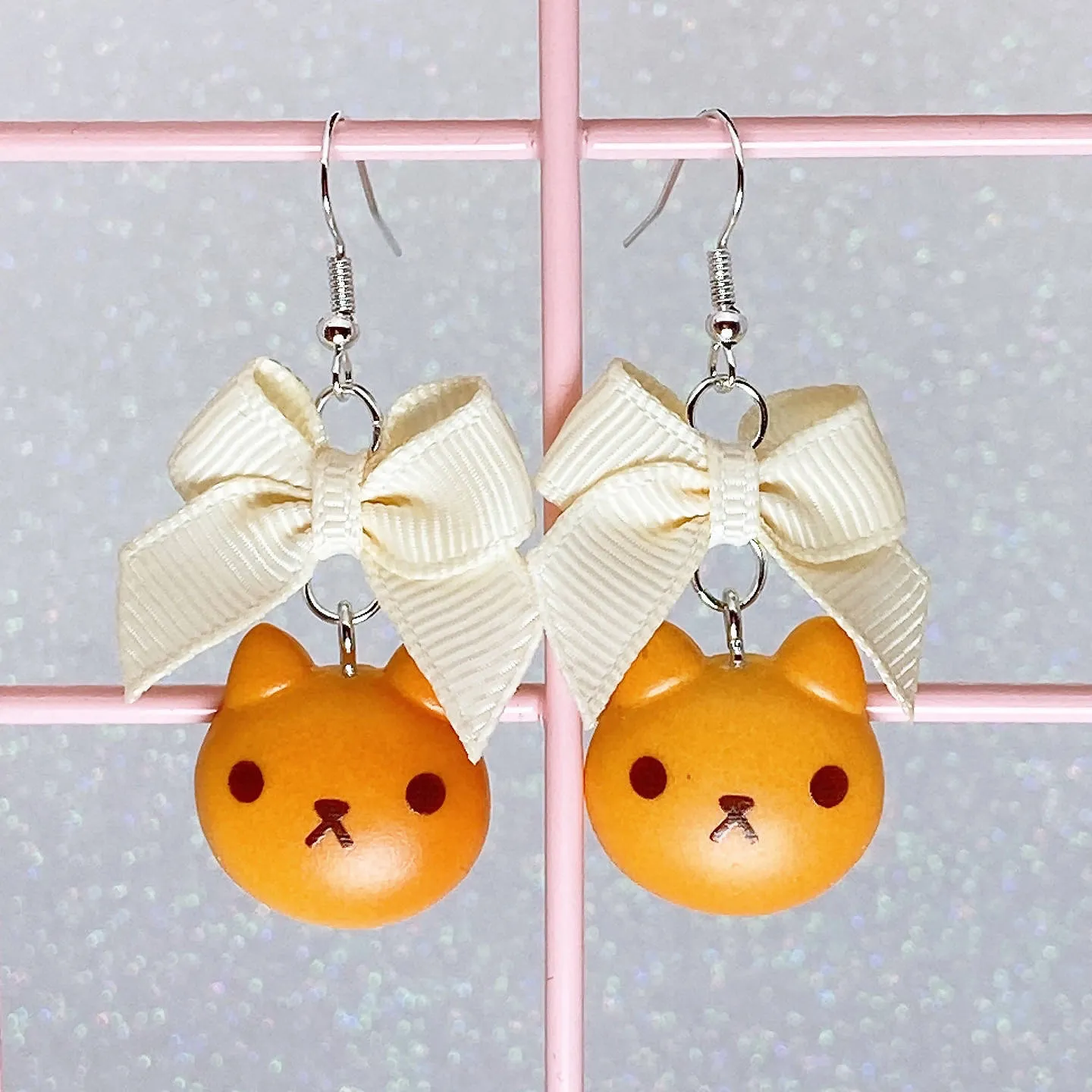 Cat Bread Earrings (4 Colors)