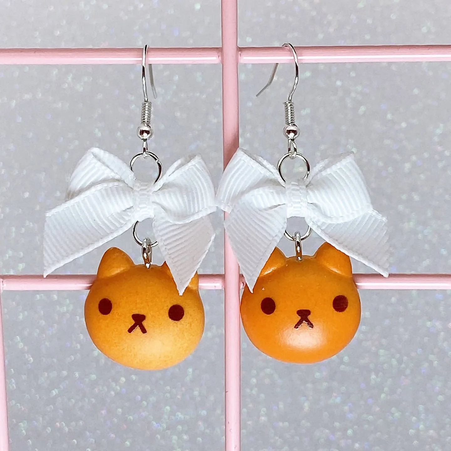 Cat Bread Earrings (4 Colors)