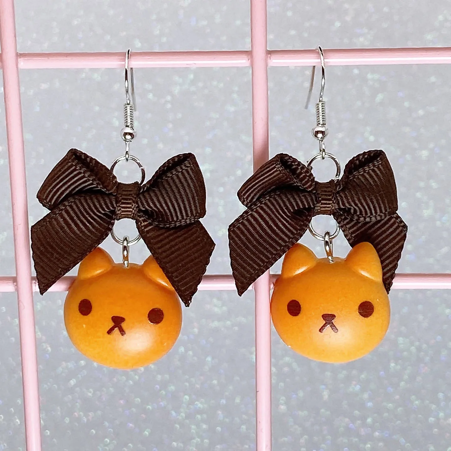 Cat Bread Earrings (4 Colors)