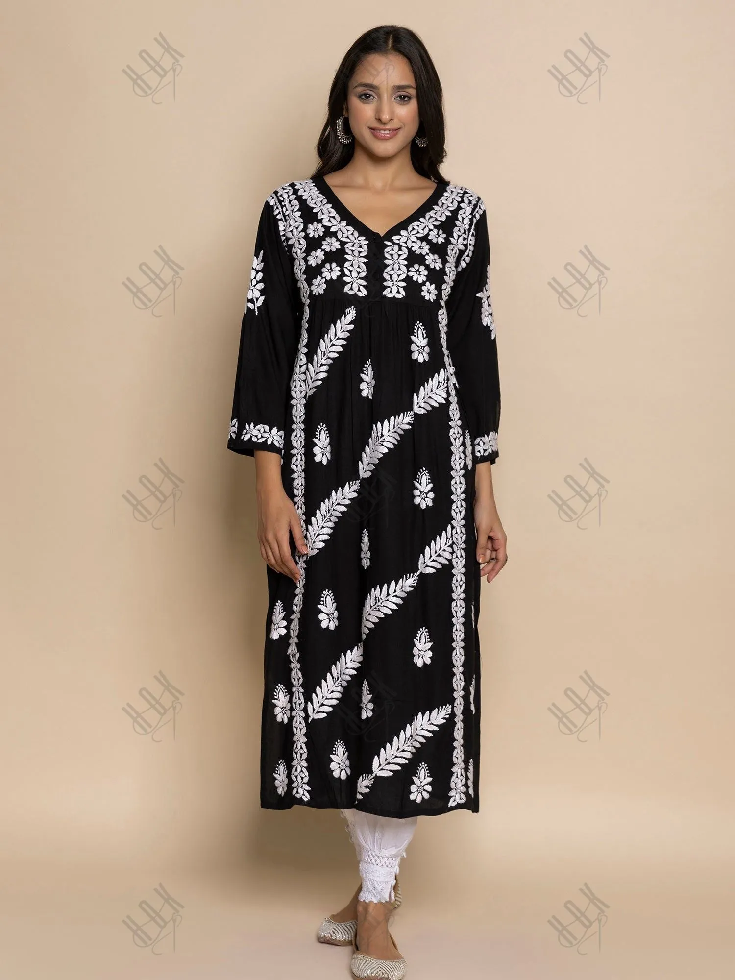 Fizaa Chikankari Kurta in Rayon Cotton V Neck Black