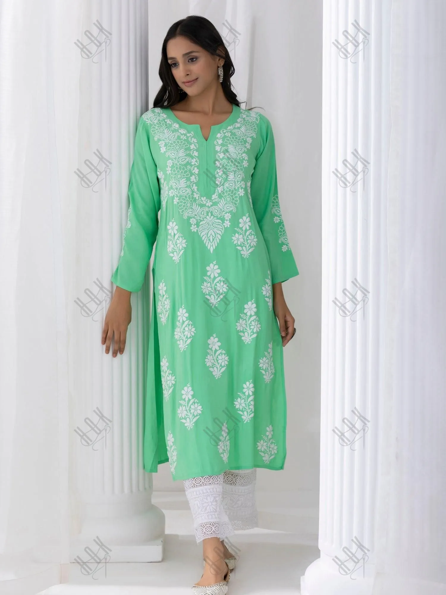 Fizaa Hand Embroidered Chikankari Kurta in Sea Green