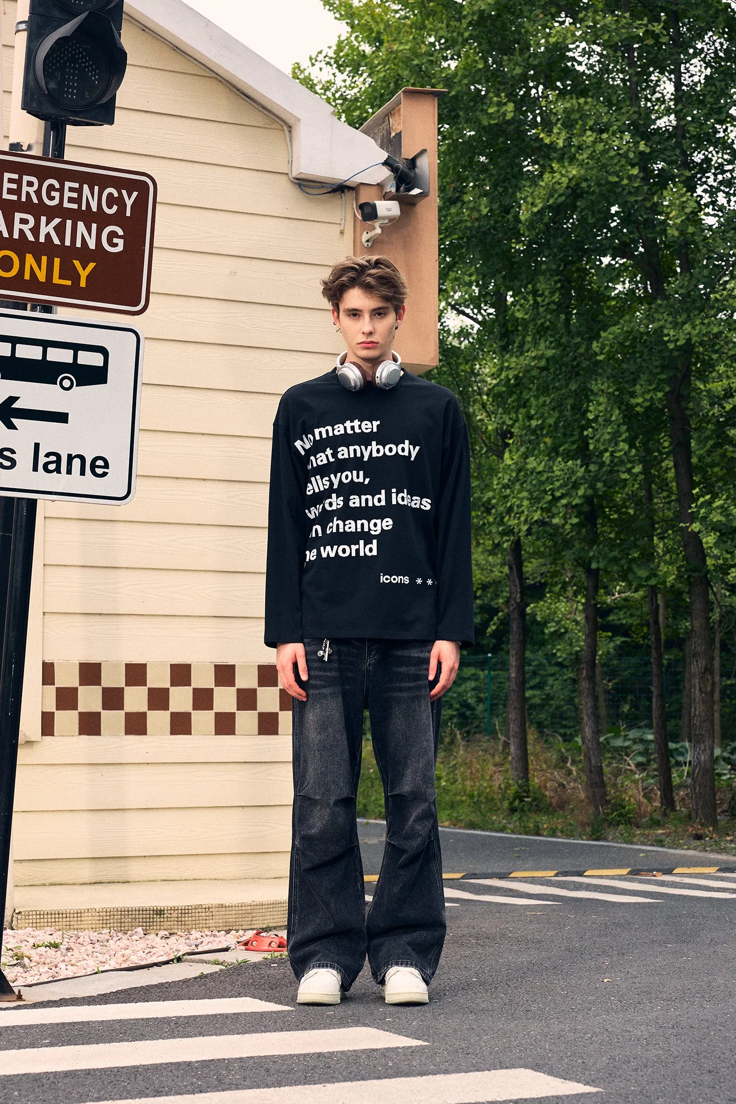 ICS Mosaic Text Long-sleeved T-shirt