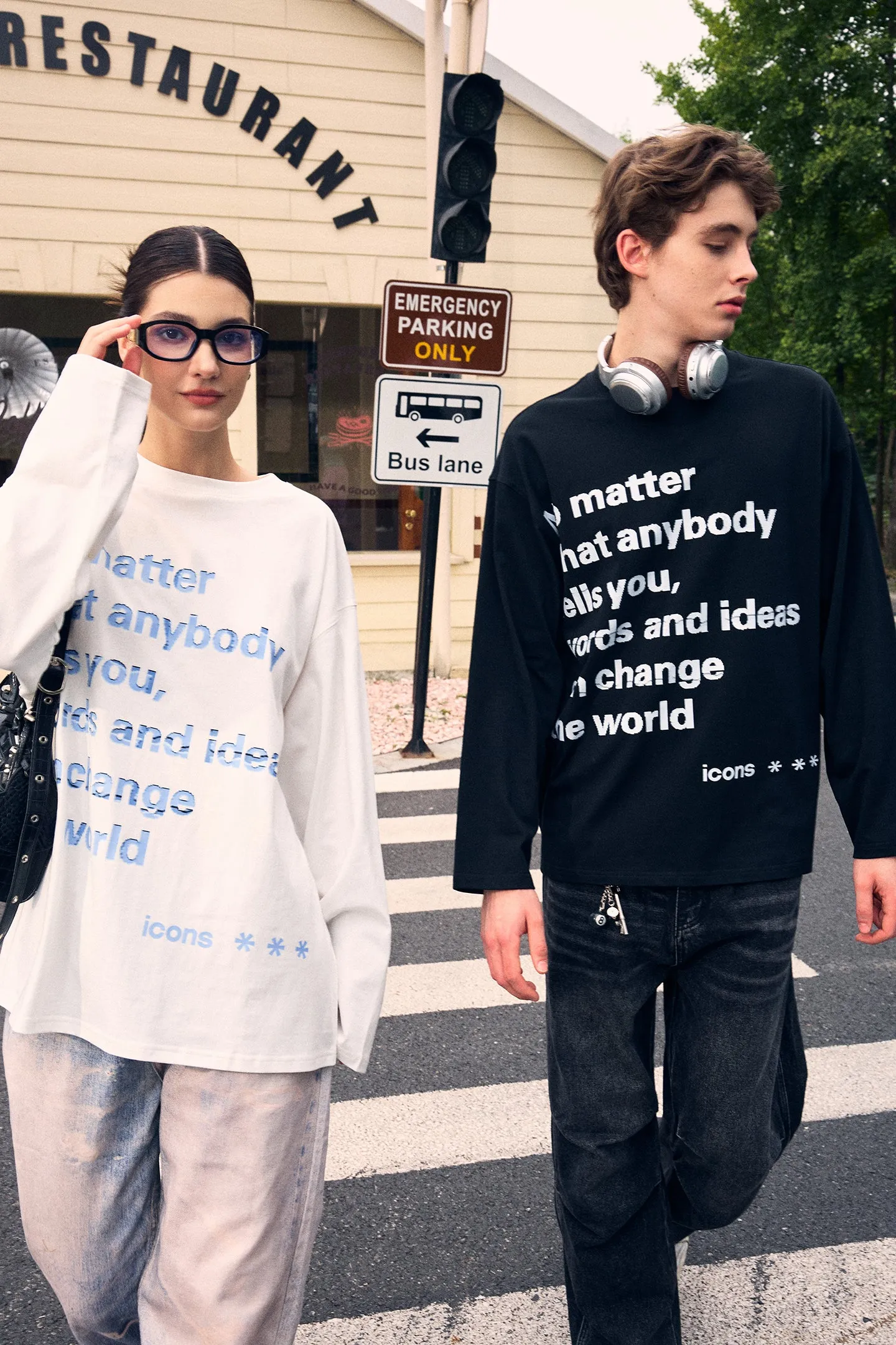 ICS Mosaic Text Long-sleeved T-shirt