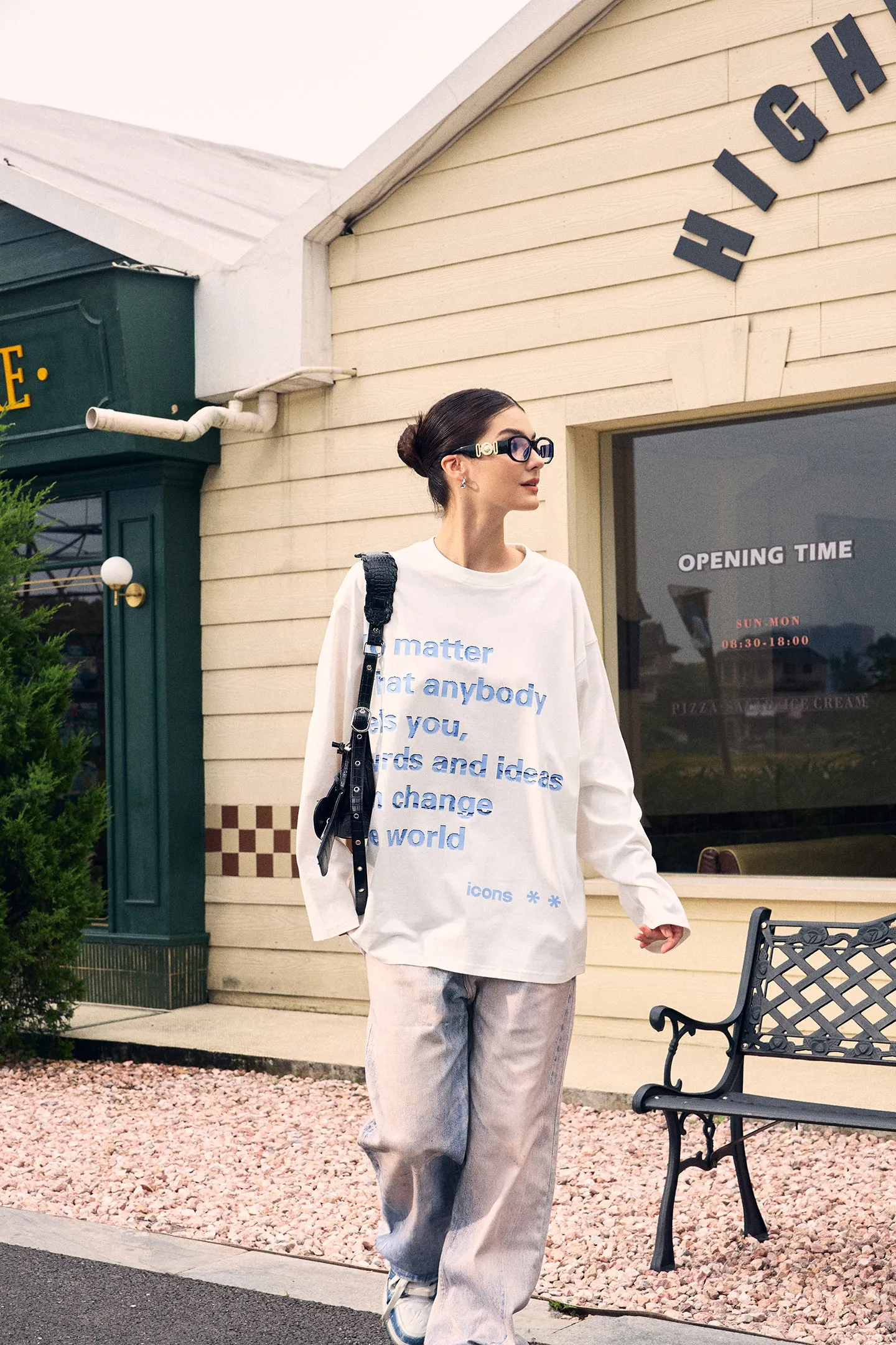 ICS Mosaic Text Long-sleeved T-shirt