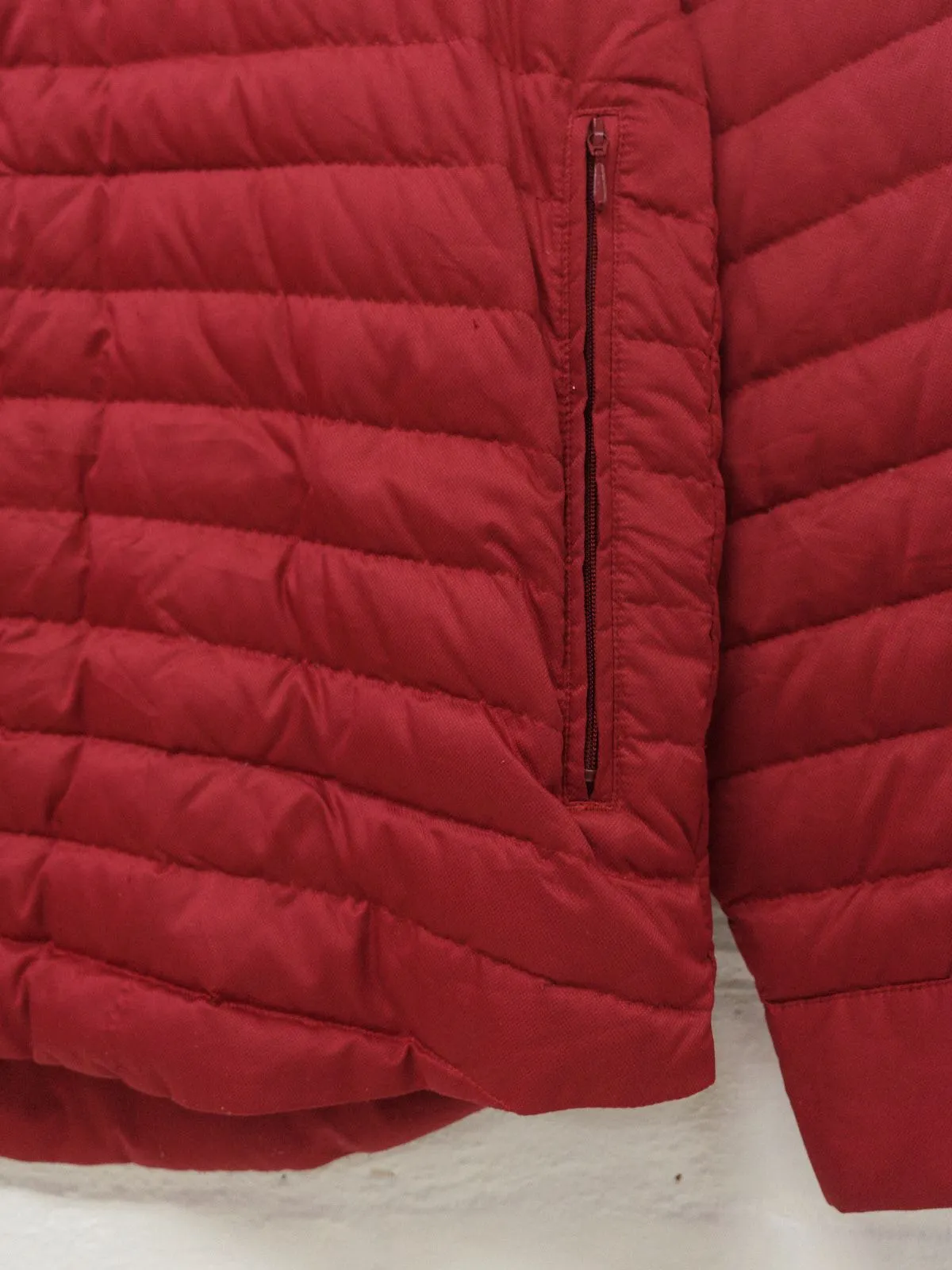 Issey Miyake red polyester quilted packable puffer shirt jacket - mens M S