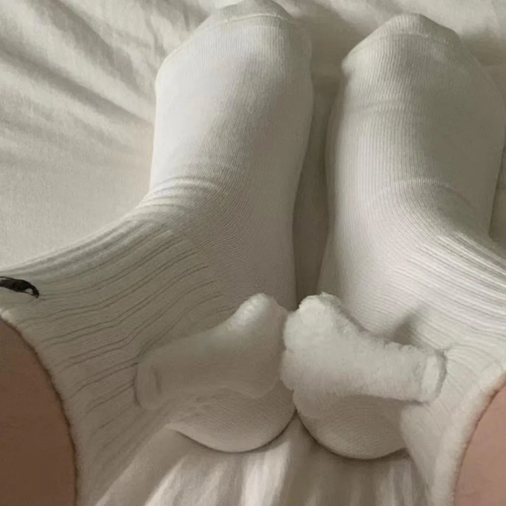 Magnetic Hand Holding Socks