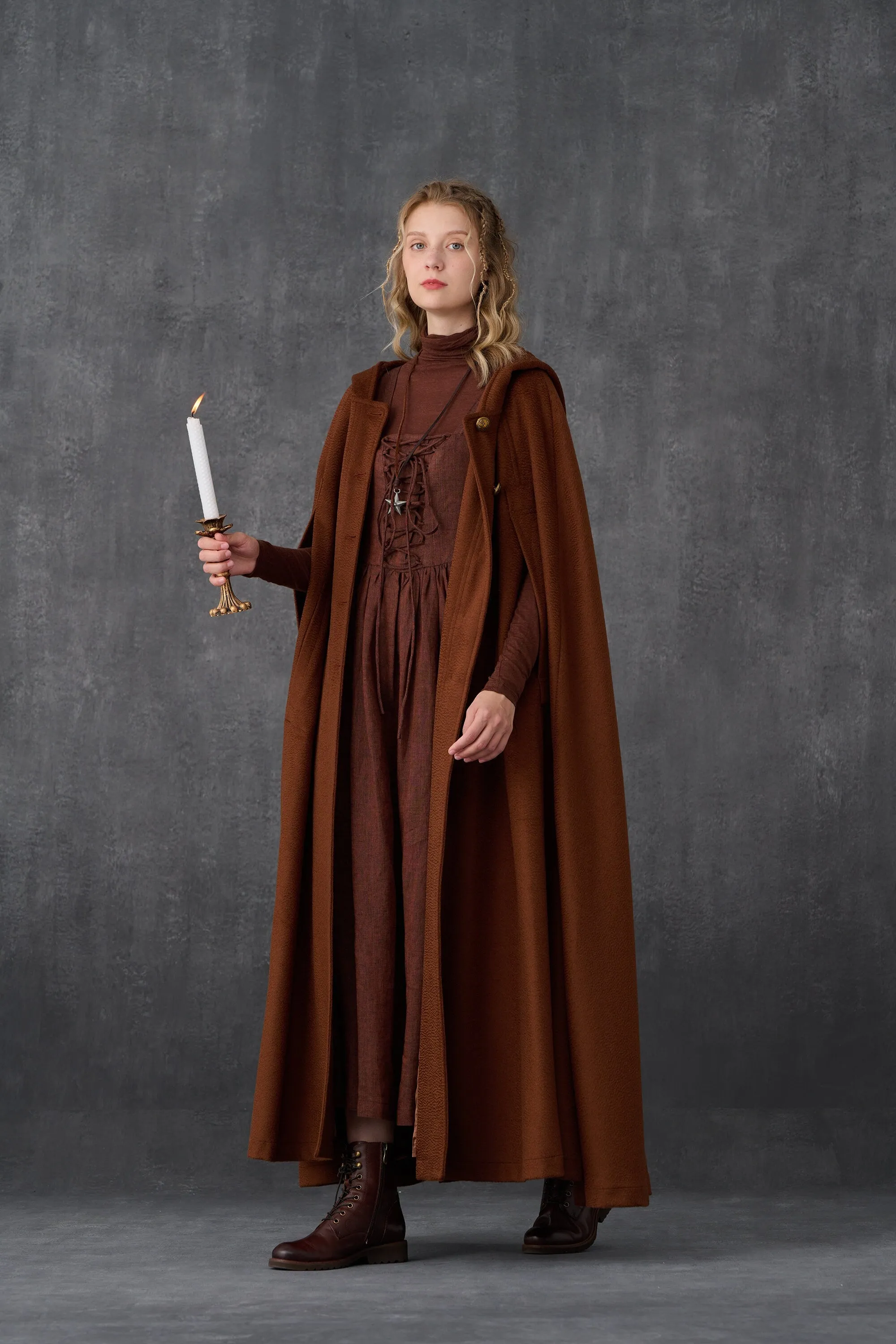 Parini 33 | Maxi Hooded wool cloak coat