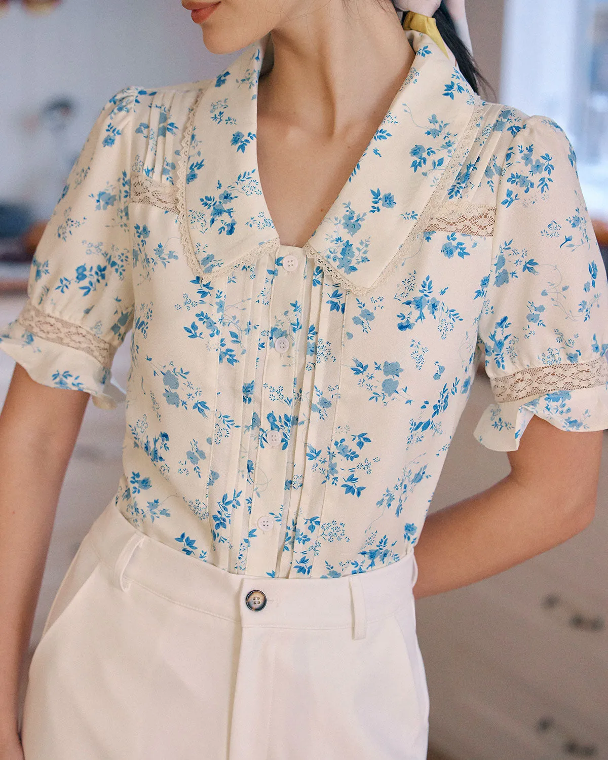 The Lace Spliced Pleated Floral Shirt