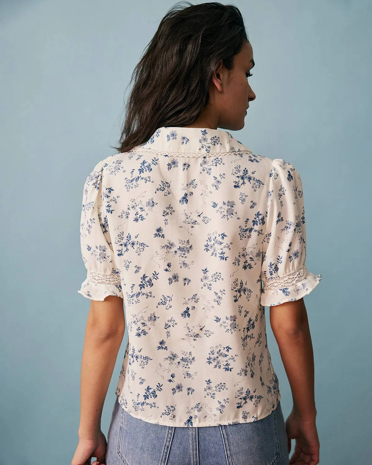 The Lace Spliced Pleated Floral Shirt